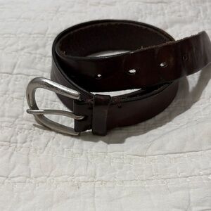 Elegant Dark Brown Leather Belt